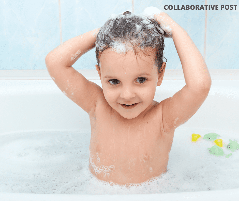 toddler's bathtime
