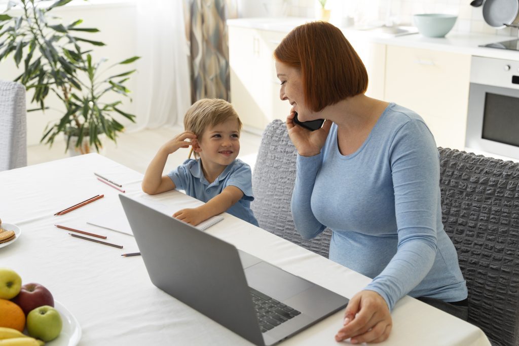 mothers working