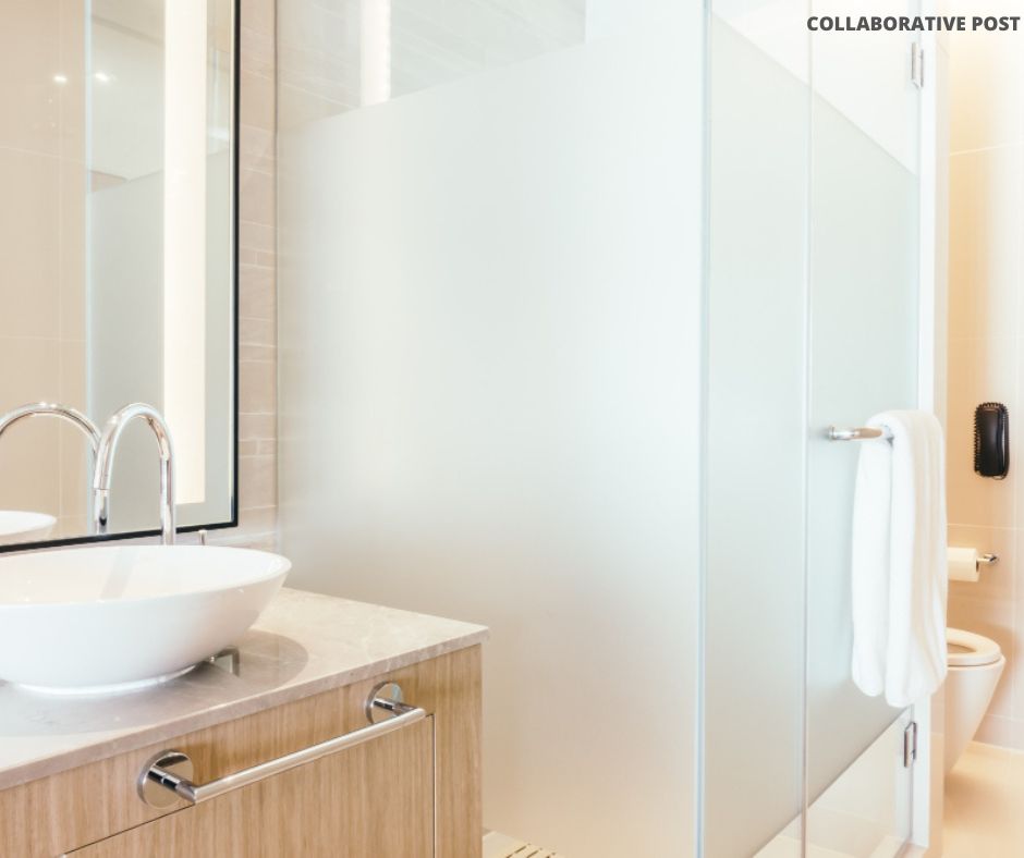 make a small bathroom look bigger