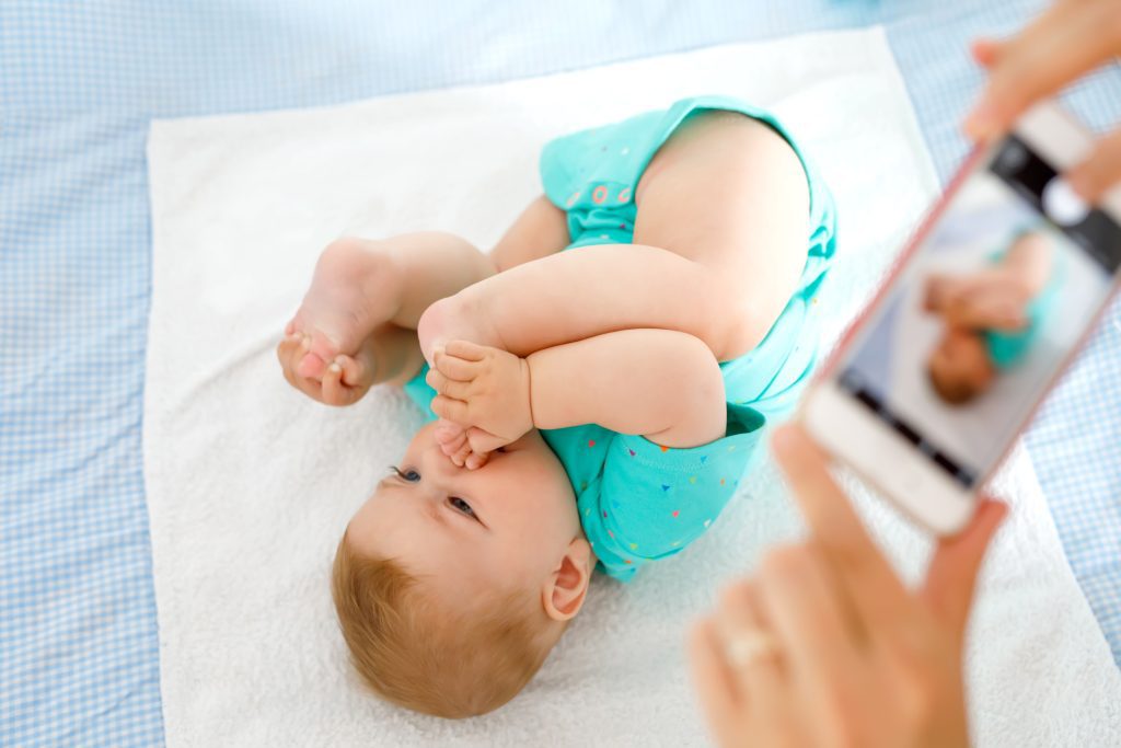 photos of your kids using your smartphone