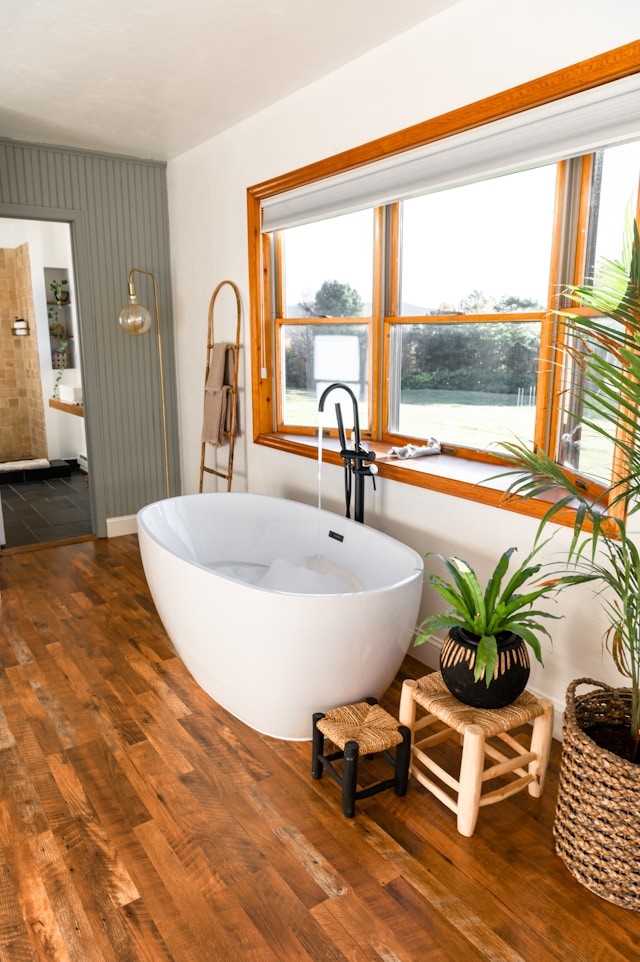 shower vs tub