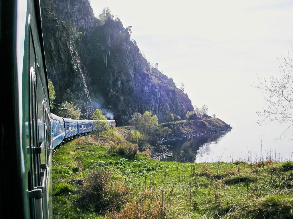 top train journeys around the world