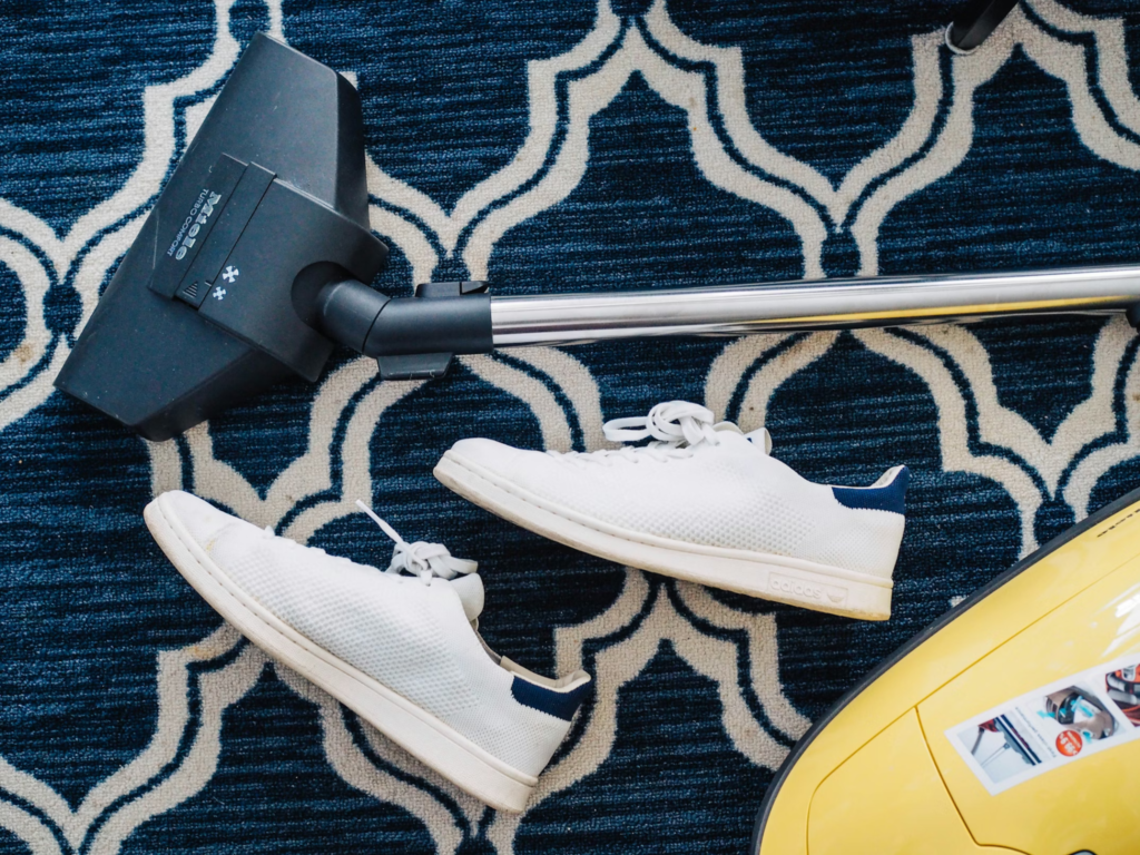 replacing carpets with hardwood flooring